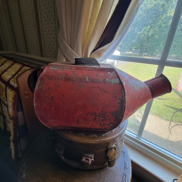 Vintage gas can art. - Picture 4 of 4